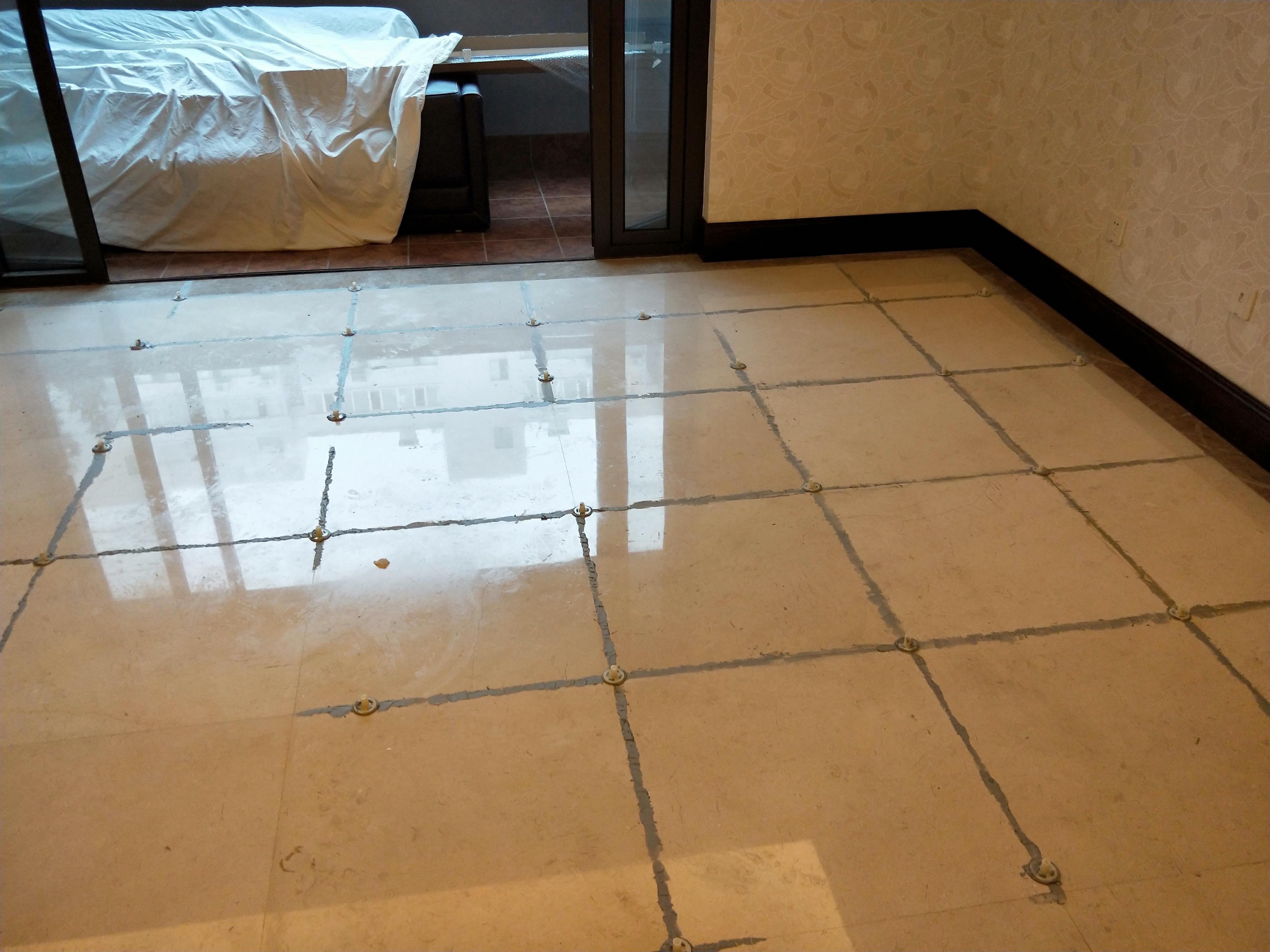 瓷砖空鼓?(瓷砖空鼓会造成什么问题)